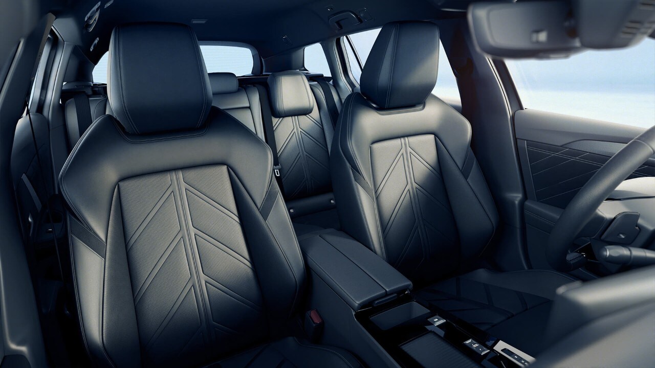 Vooraanzicht van de stoelen van de Opel Astra Sports Tourer